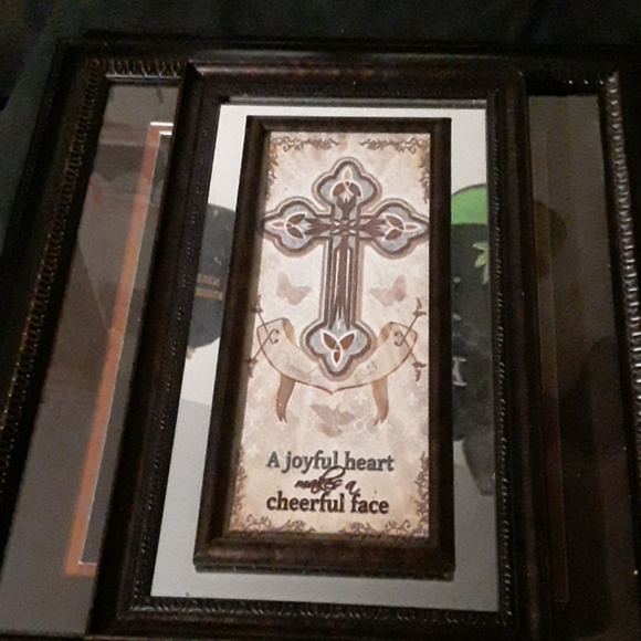 2 pictures 20 for 1 or 40 for 2 - Picture 2 of 2